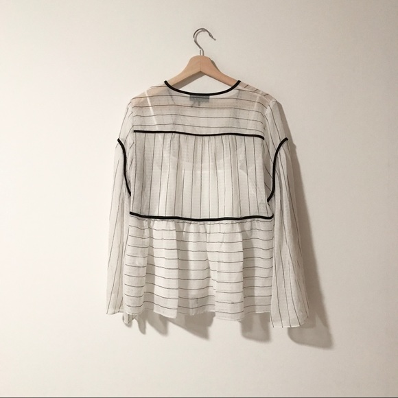 DKNY sheer peplum top with attached white camisole Long Sleeve Blouse Size M - Picture 2 of 8